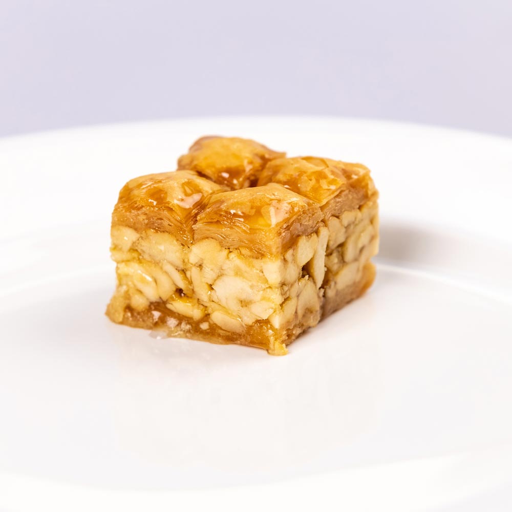 Salloura-Sweets-Asiyeh-Cashew