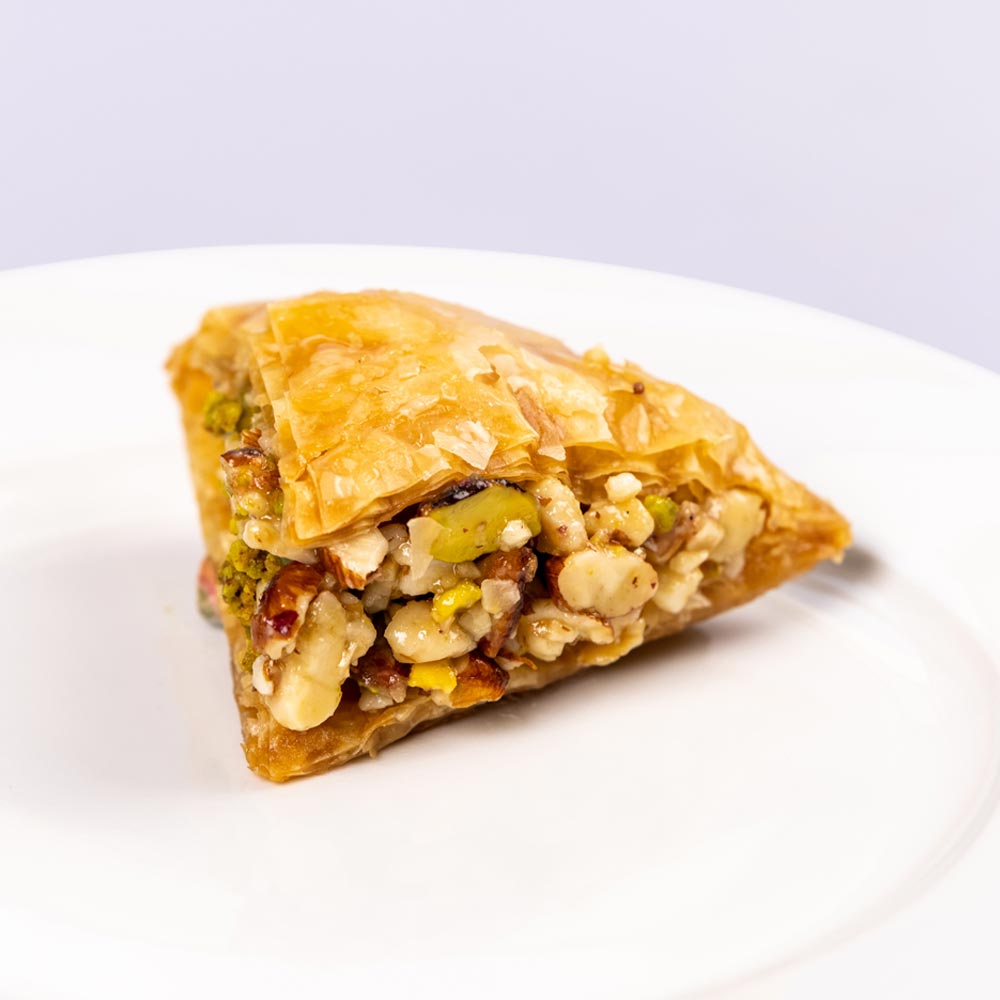 Salloura-Sweets-Warbat-Nüssemix